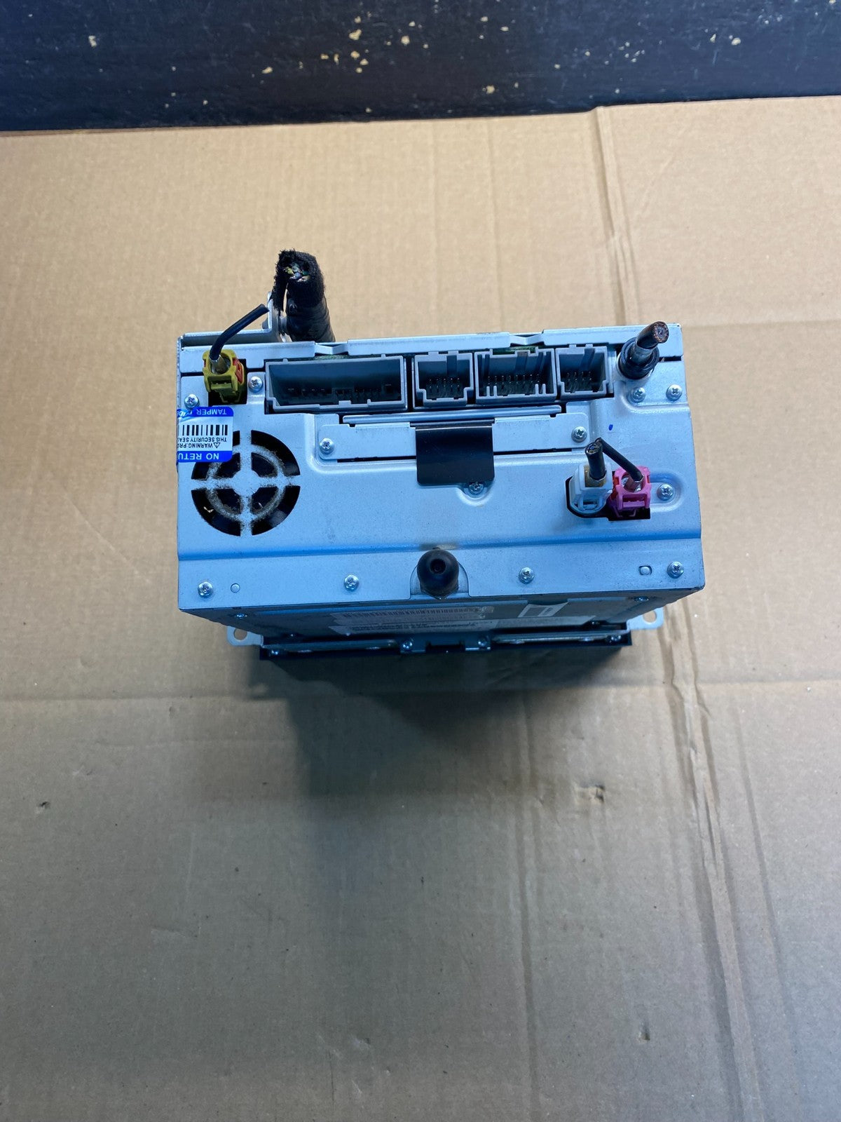 2011-2012 Lincoln MKS AM FM MP3 SAT Radio Receiver Climate Control Oem AA7293 DG5