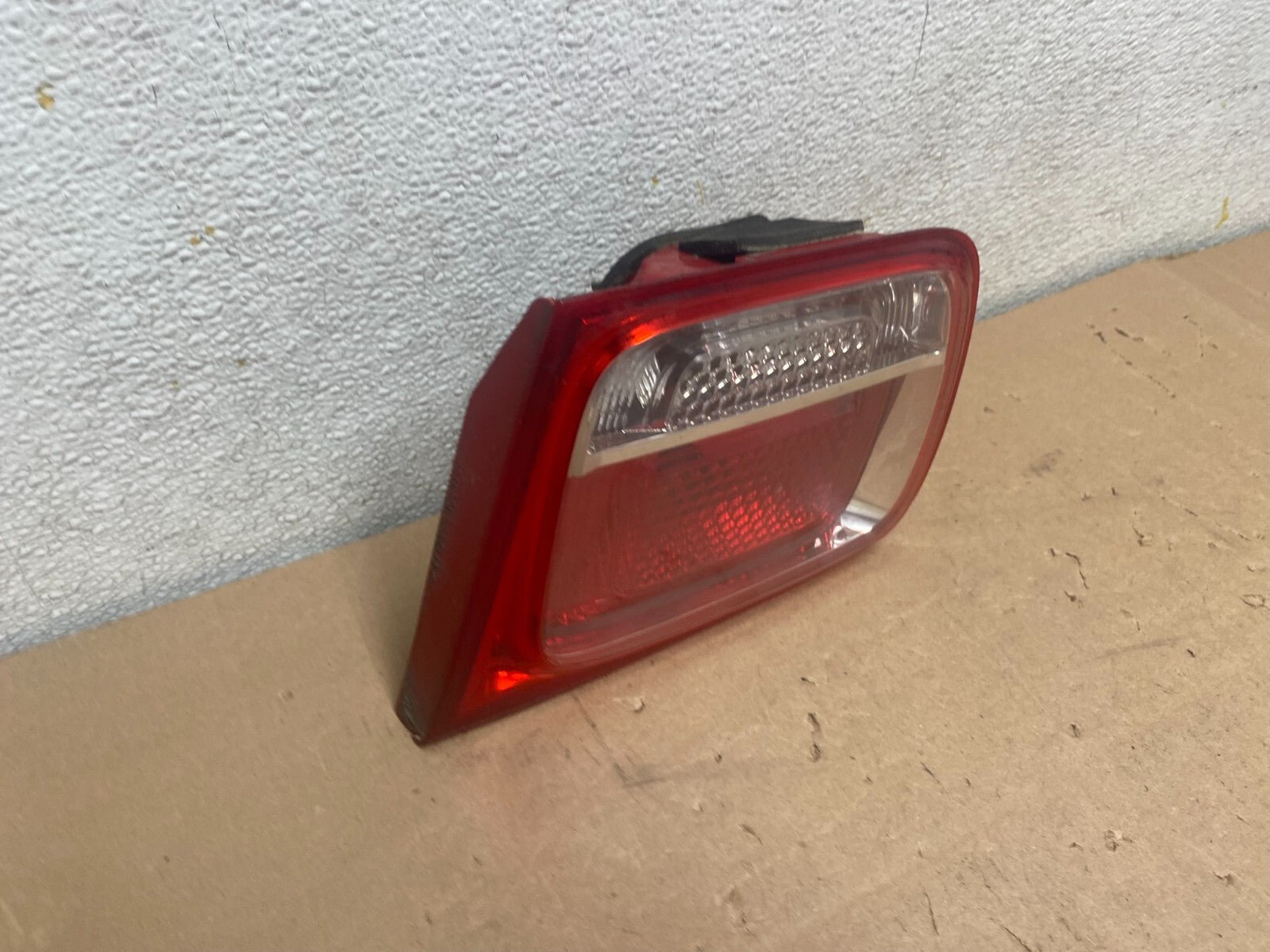 2013-2016 Chevrolet Malibu Right Passenger Rh Inner Tail Light Oem M1901 DW2