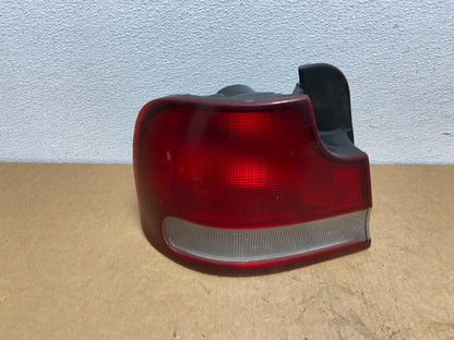 1994 1995 Hyundai Elantra Left Driver LH Tail Light ac3019 DG0