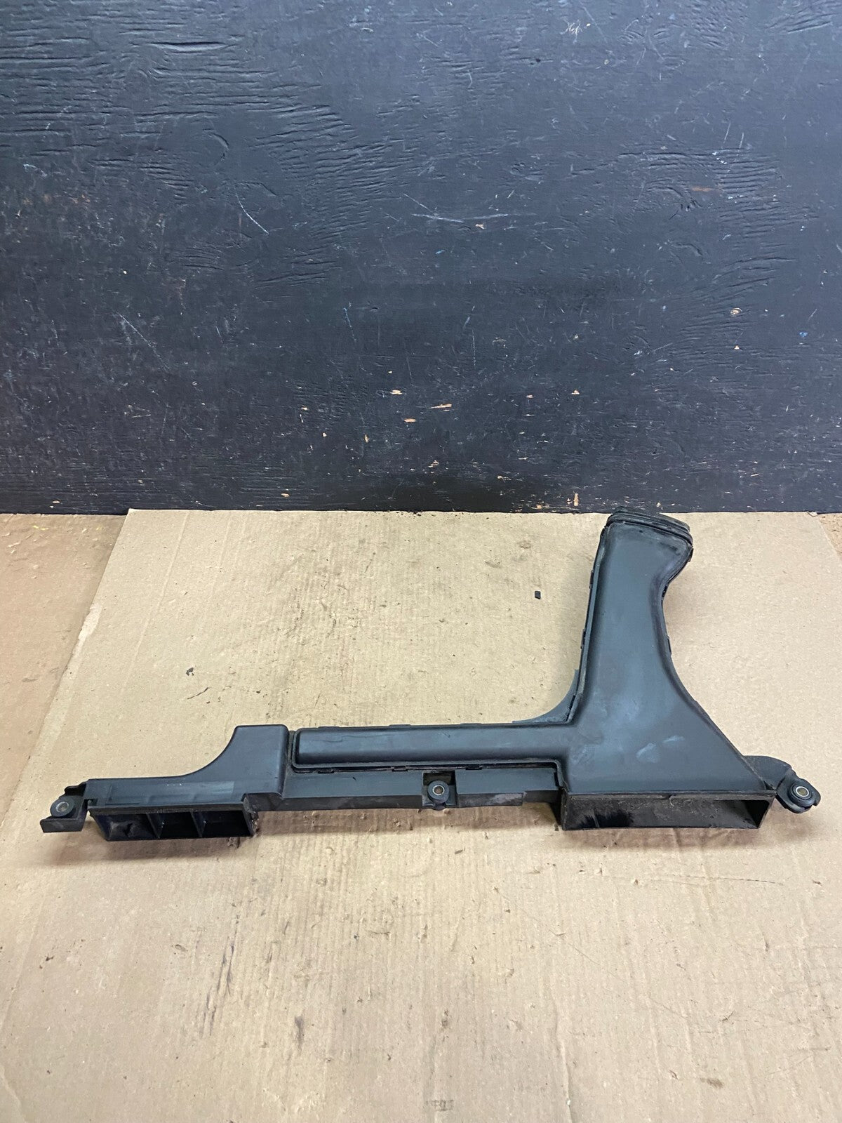 2009 to 2014 Nissan Maxima Upper Air Intake Duct o0564 DG1