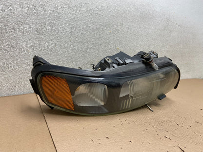 2001 2002 2003 2004 Volvo V70 XC70 Right Passenger Rh Headlight OEM AB2531 DW2