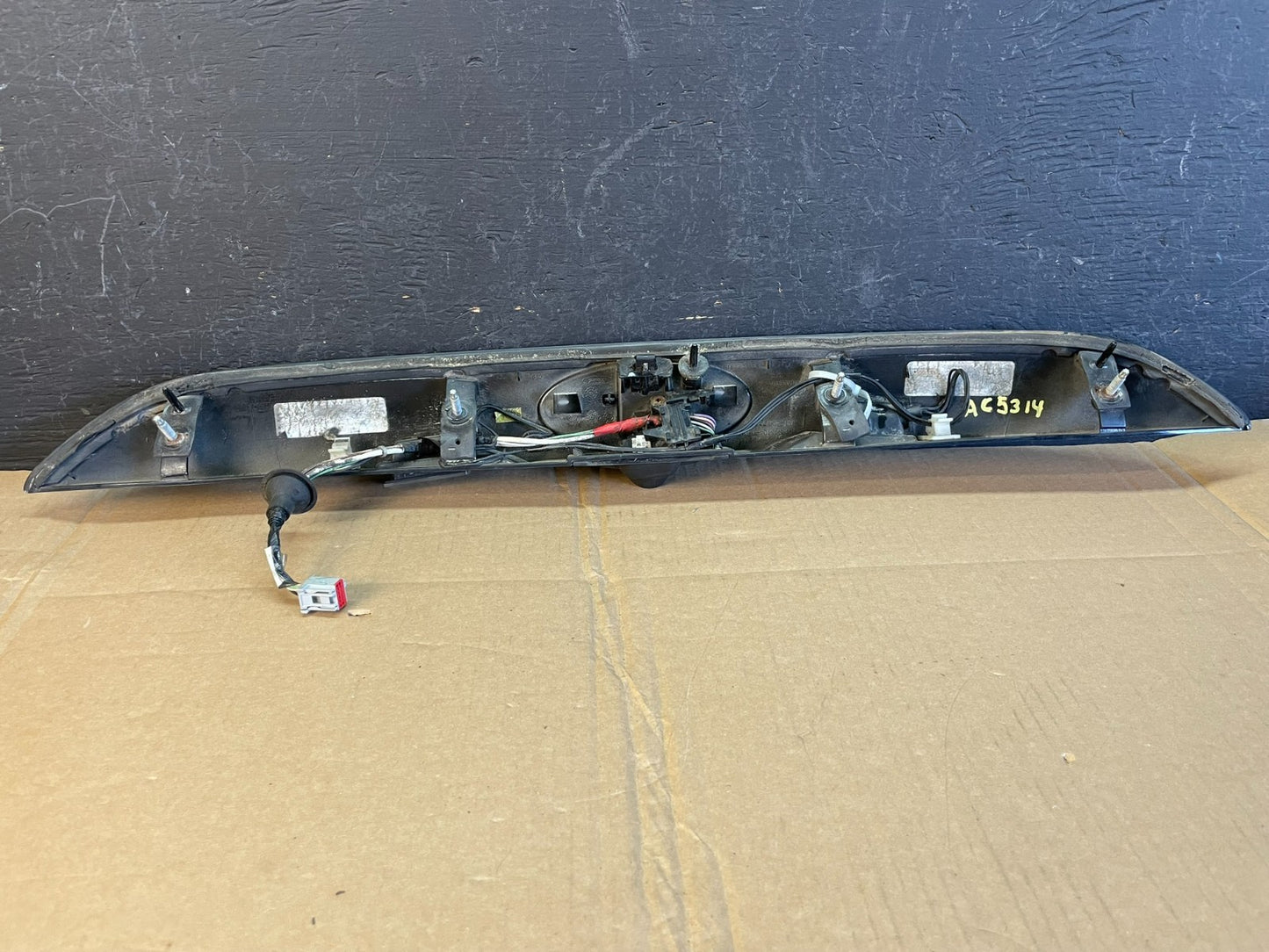 2013 to 2016 Ford Escape Rear Trunk Molding With Camera ac5314 DG4