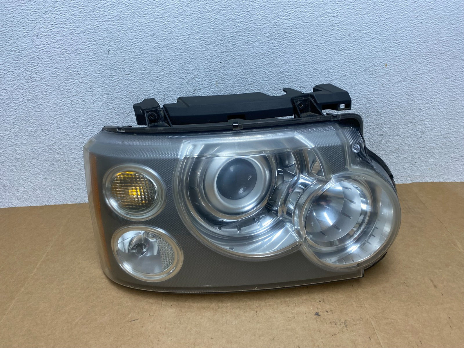 2006-2009 Land Rover Range Rover Right Passenger Xenon AFS Headlight AE2940 DW0