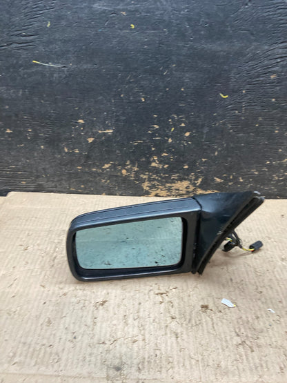 1992-1993 Mercedes Benz 500SEL Driver LH Left Side Door Mirror X94928