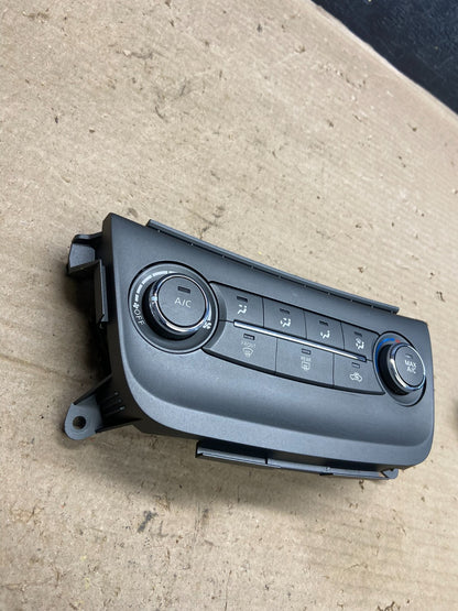 2015 2017 Nissan Sentra AC Heater Temperature Climate Control AH5268 DG1