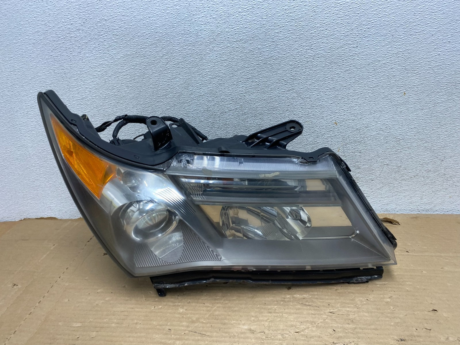 2007 2008 2009 Acura MDX Headlight Xenon HID Right Passenger RH AG8237 DW0