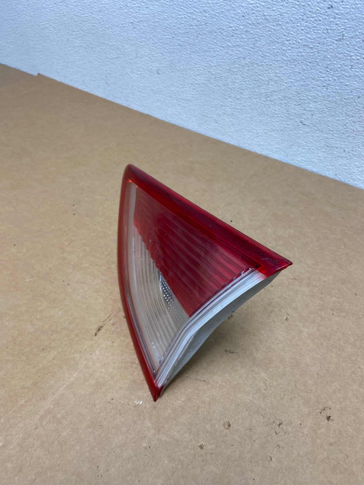 2013 to 2016 Ford Escape Right Passenger RH Side Inner Tail Light OEM AC1679 LK1
