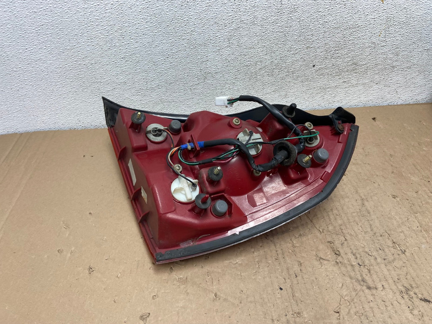 2004 2005 2006 Hyundai Elantra Sedan Left Driver LH Tail Light AF4300 LK6
