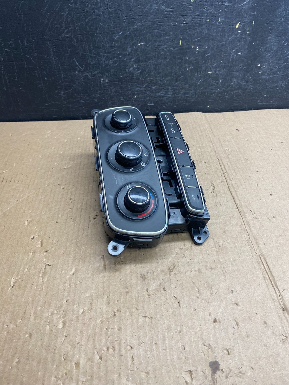 2011 2012 2013 Kia Sorento Temperature AC Climate Control 97250-1uxxx AE3862 DG2