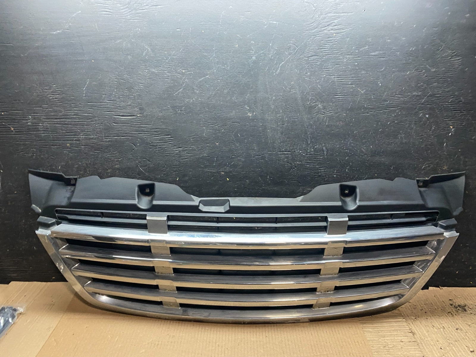 2009 to 2011 Freightliner Sprinter Front Upper Chrome Grill Grille W5930 DG0