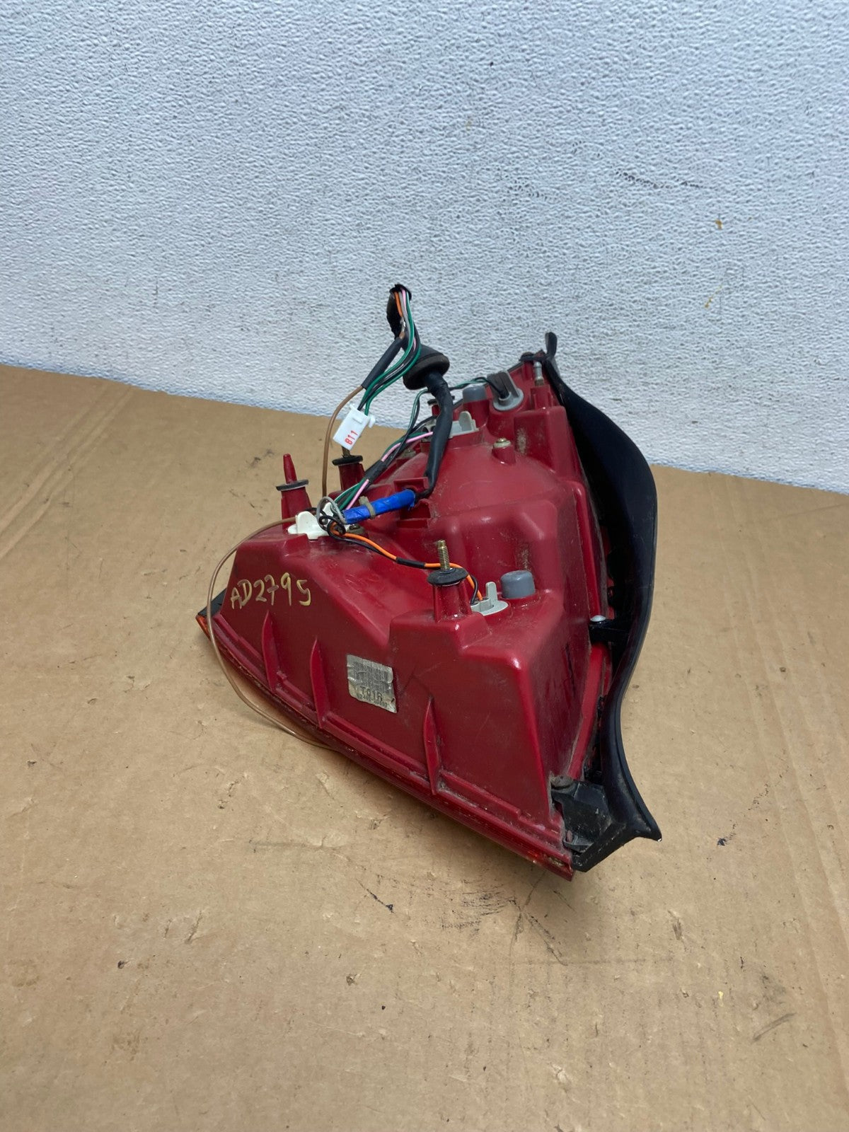 2004 2005 2006 Hyundai Elantra Sedan Right Passenger Tail Light AD2795 LK6