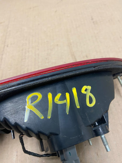2006 2007 Subaru Tribeca B9 Left Driver Lh Side Tail Light Inner Oem R1418 DW6