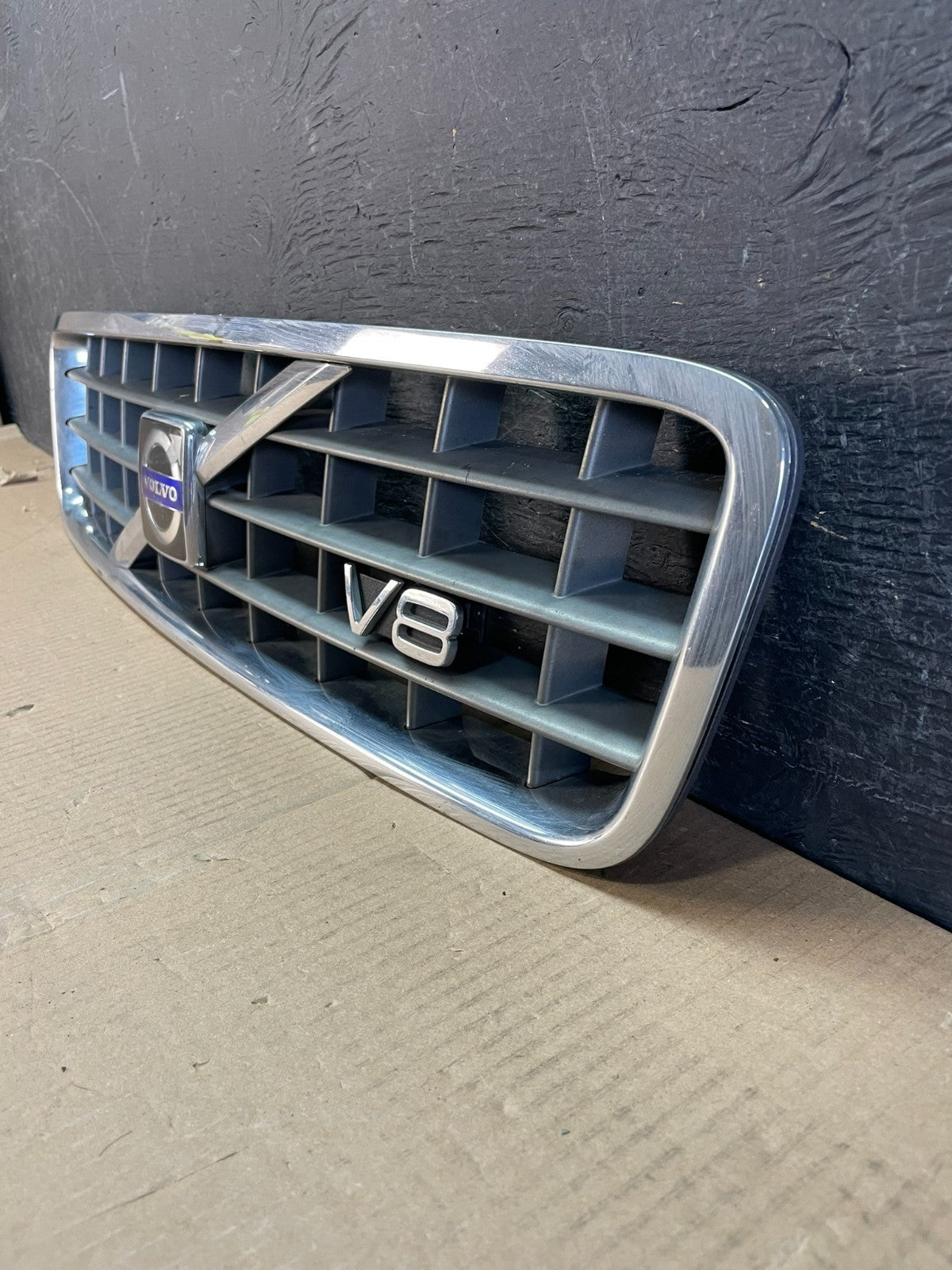 2003 to 2013 Volvo XC90 Front Upper Grill Grille AE3773 DG1