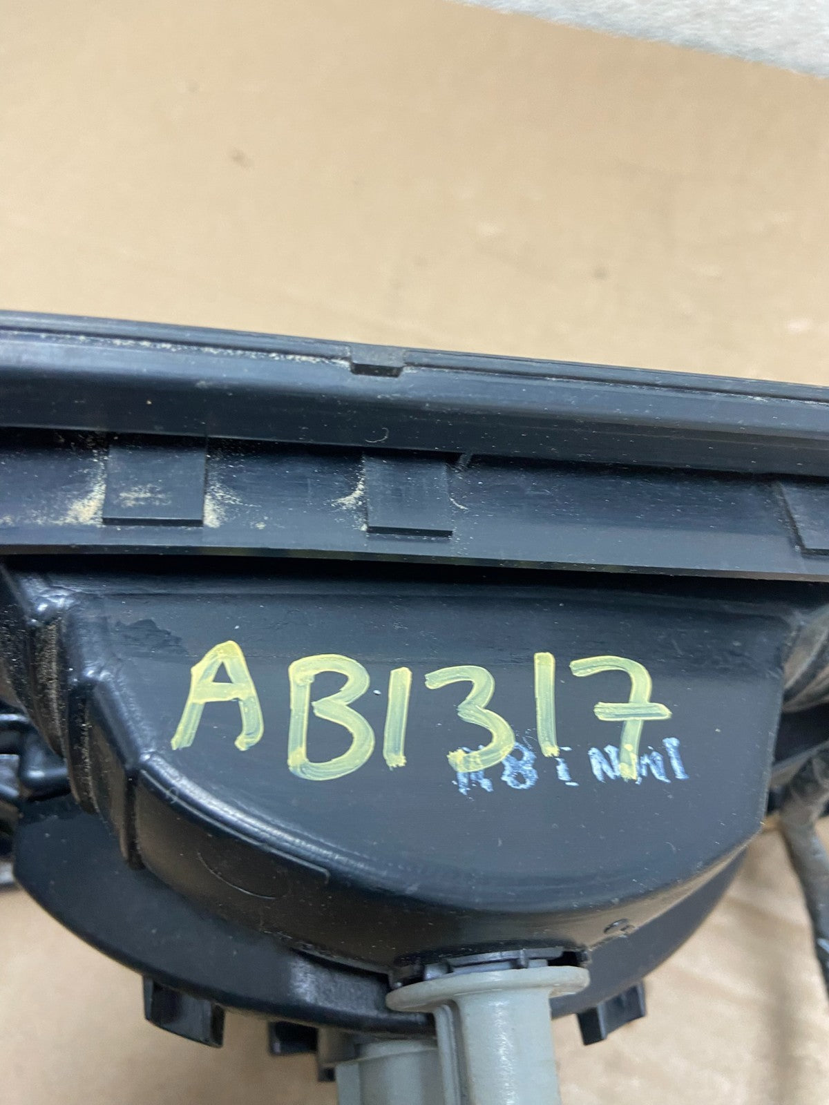2001 2002 2003 Toyota Sienna Left Driver Lh Side Inner Tail Light AB1317 LK6