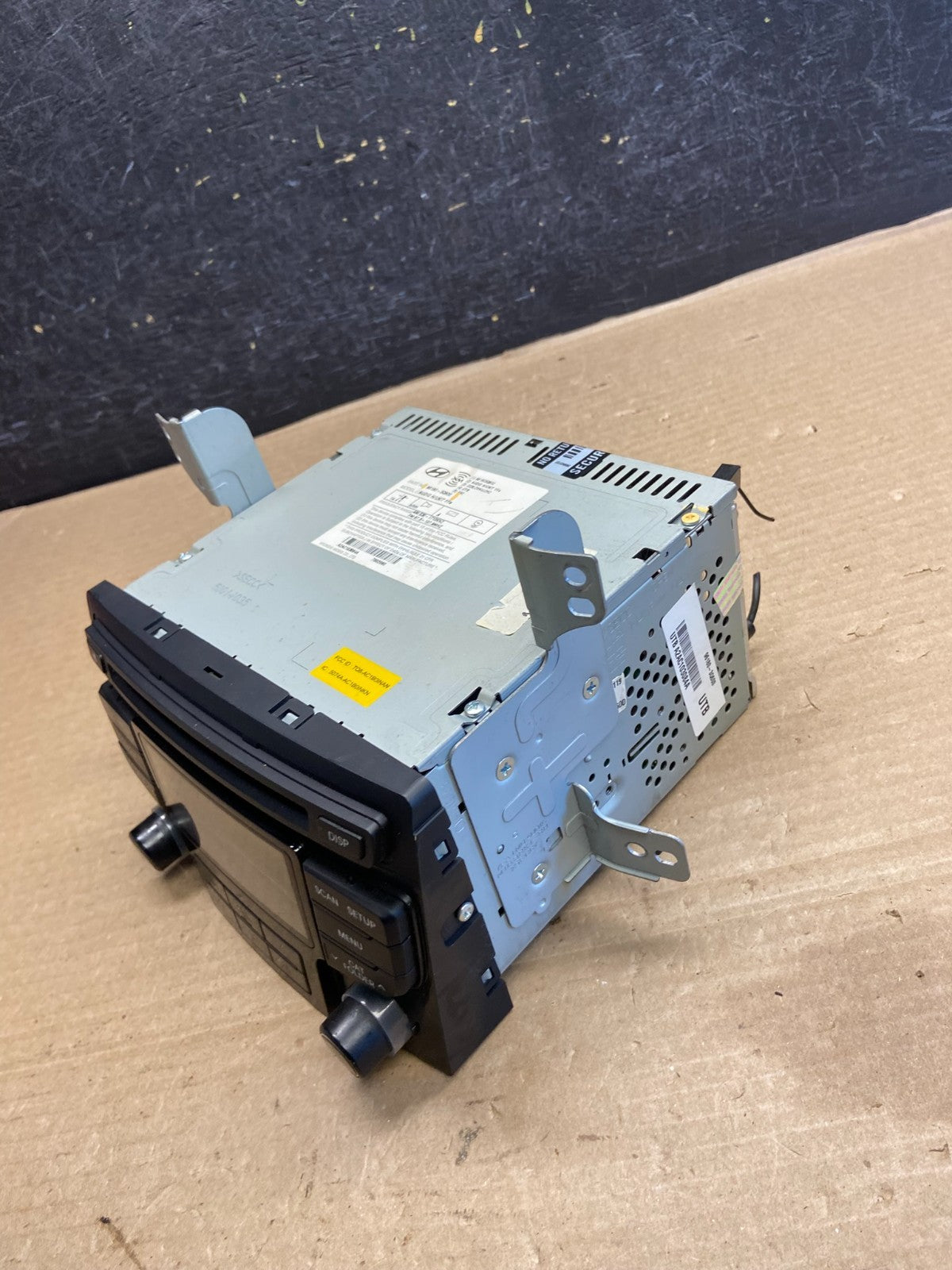 2011 to 2012 Hyundai Sonata Am Fm Cd Player Radio Receiver AH1515 DG2