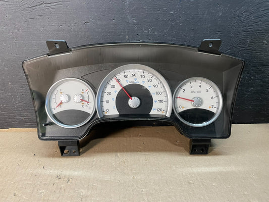 2006 Dodge Durango Speedometer Instrument Cluster Gauge AE3377 DG0