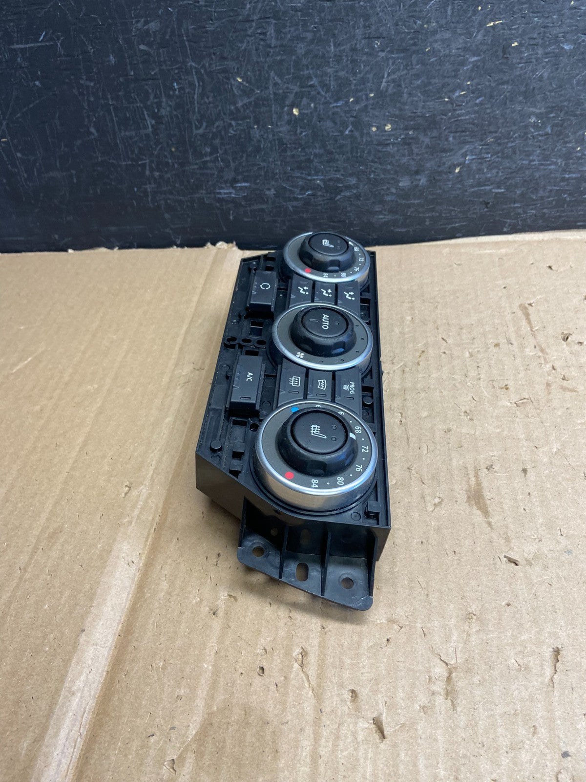 2008 to 2012 Land Rover Lr2 Ac Heater Climate Control AI2728 DG2