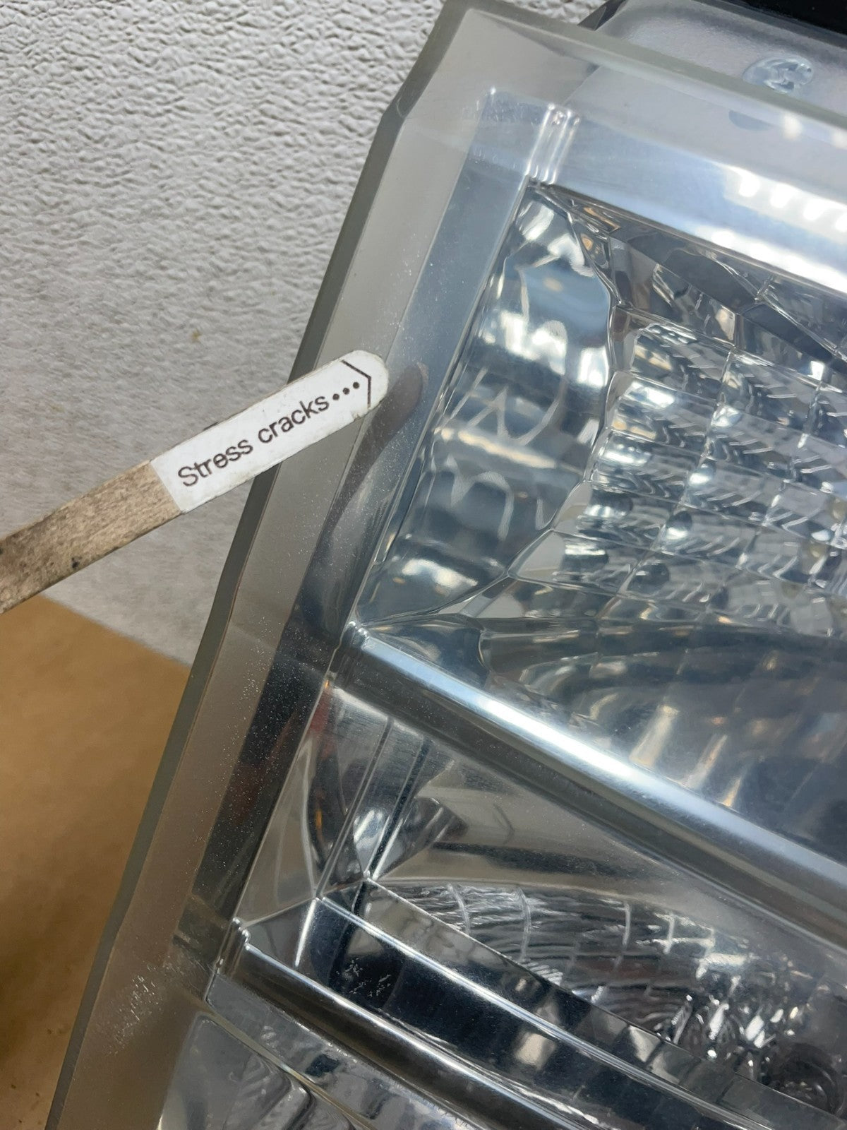 2008-2014 Ford Econoline E150 E250 E350 Left Driver LH Headlight OEM Q6736 DW8