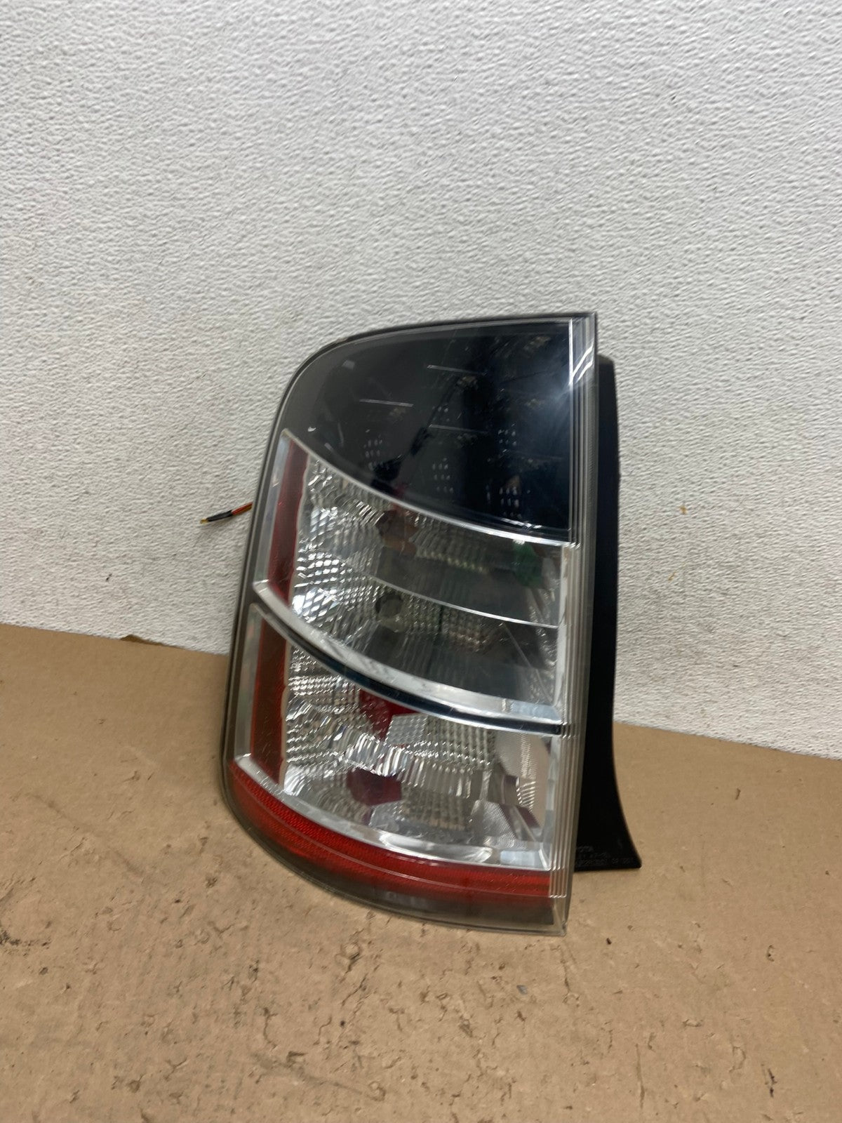 2004 2005 Toyota Prius Tail Light Left Driver Lh Side AG4476 LK0