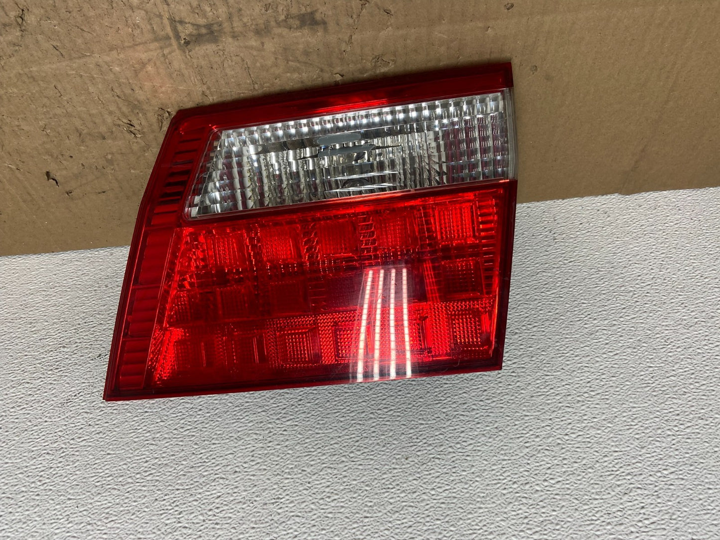 2005 2006 2007 Honda Odyssey Inner Right Passenger RH Tail Light AB8514 DW0