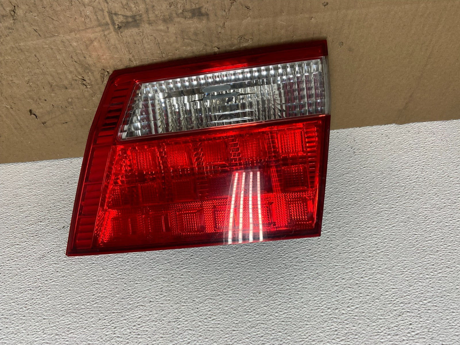 2005 2006 2007 Honda Odyssey Inner Right Passenger RH Tail Light AB8514 DW0