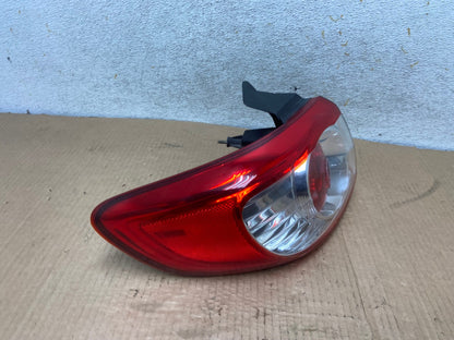 2010 to 2012 Hyundai Santa Fe Left Driver Side LH Tail Light AI7027 LK2