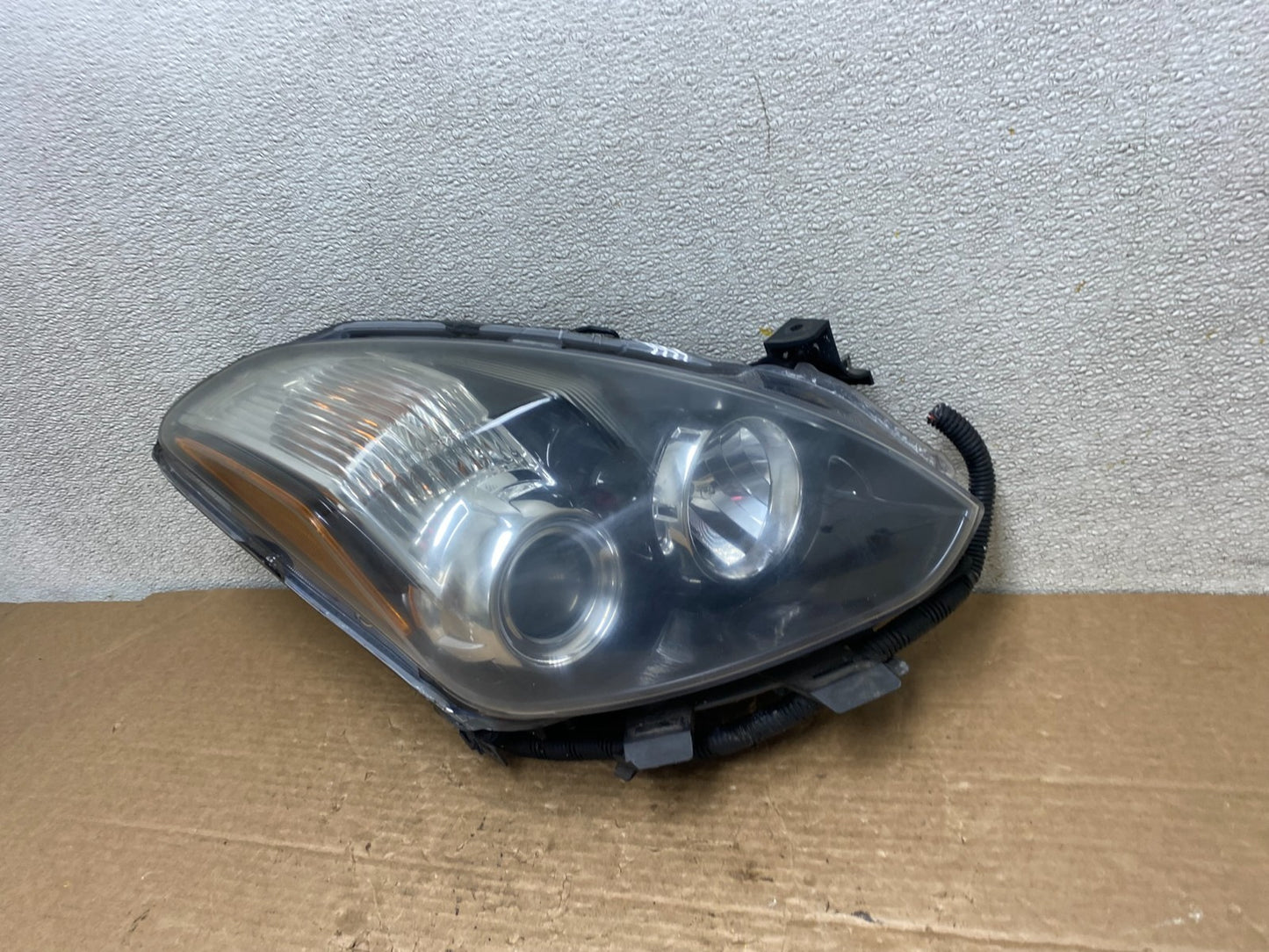 Coupe 2010 to 2013 Nissan Altima Right Passenger Headlight Xenon Oem Z2841 DW1