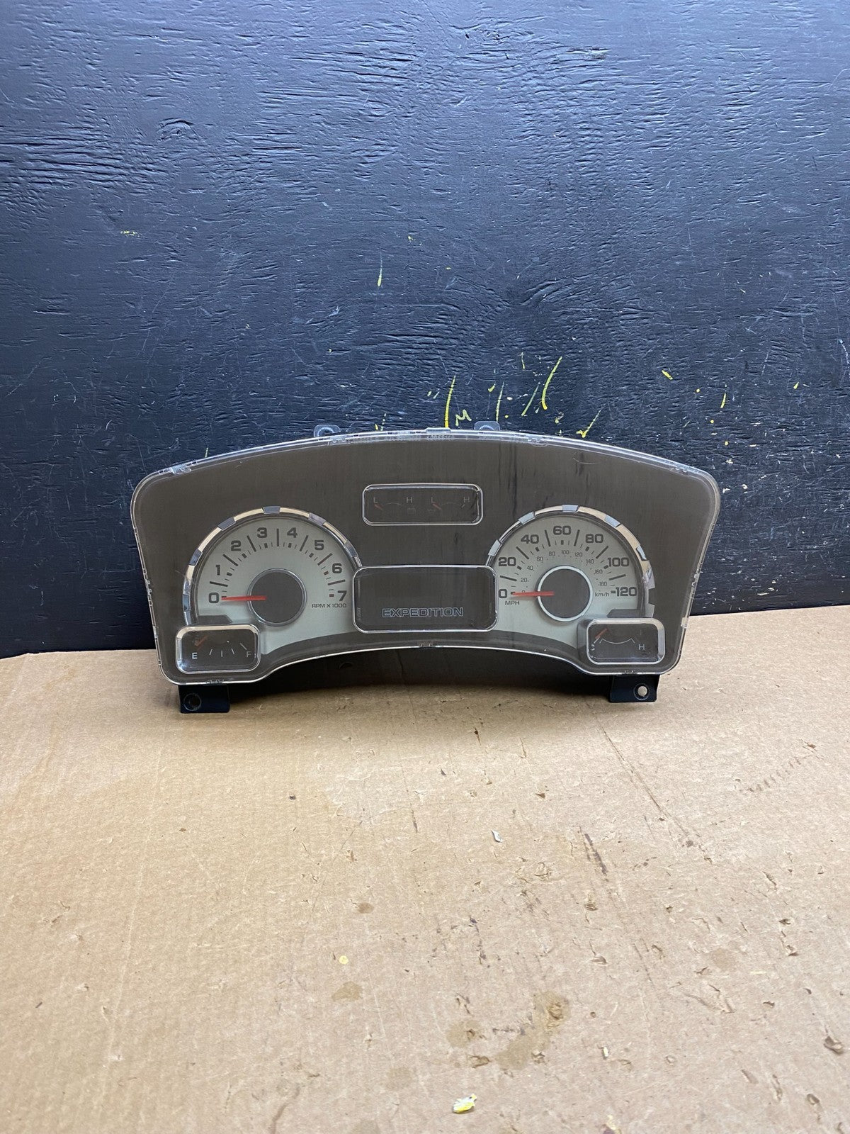 2007 2008 Ford Expedition Speedometer Cluster Gauge z4288 DG0
