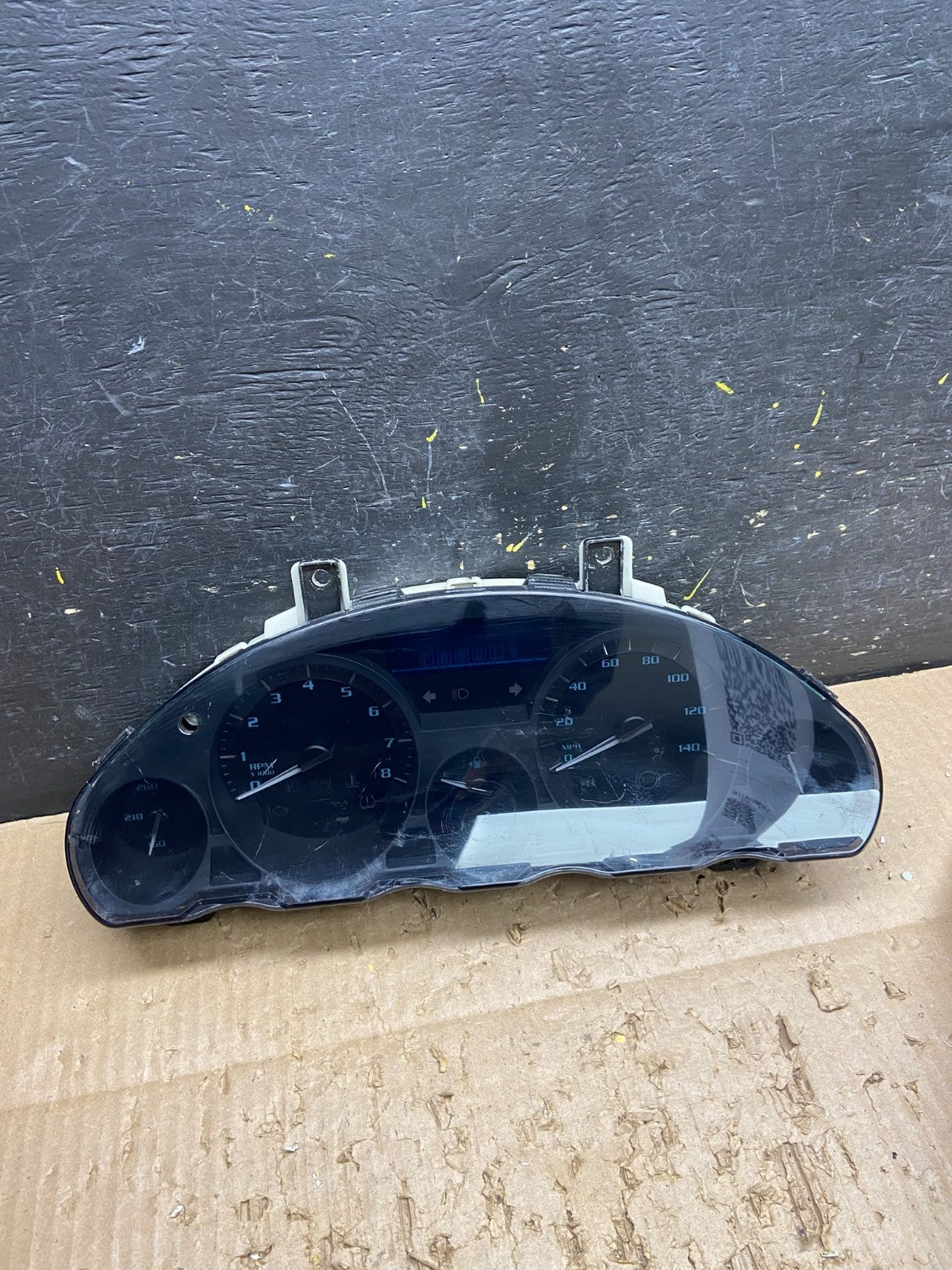 2008 to 2012 Buick Enclave Instrument Gauge Cluster Speedometer OEM v7742 DG0
