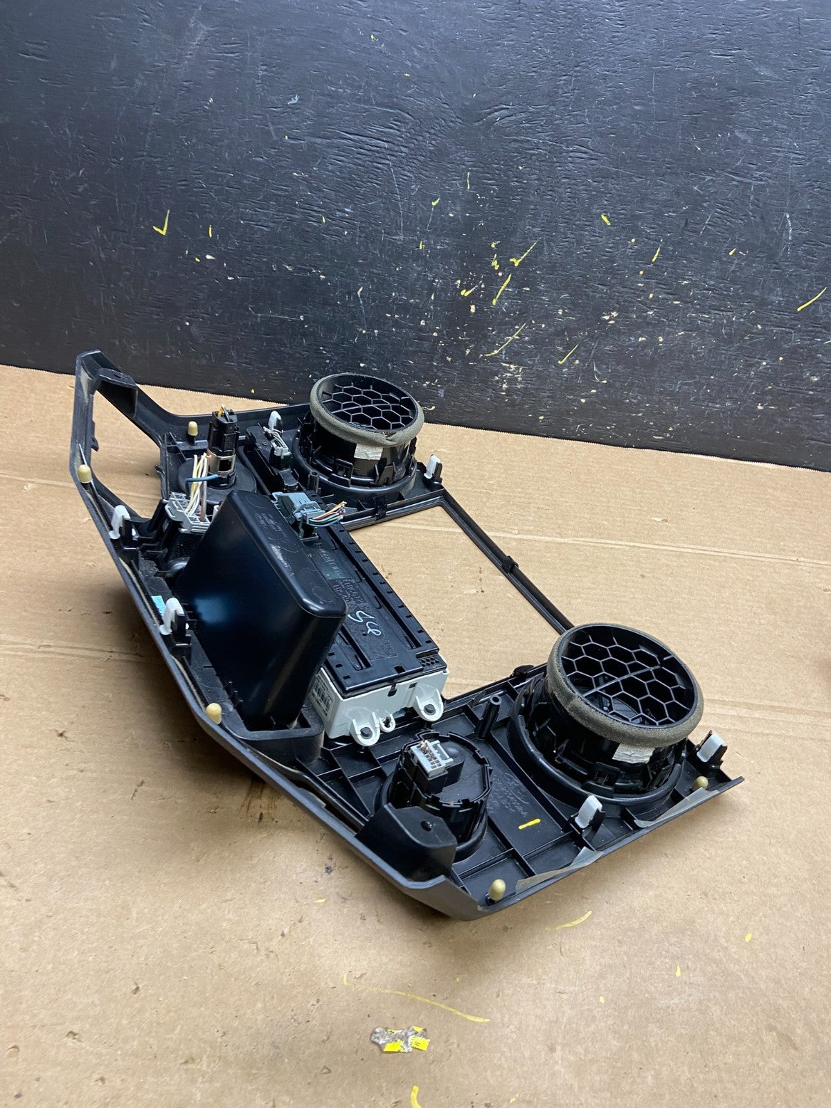 2008-2010 Ford F250 F350 Radio Climate Control Radio Dash Bezel Panel w6557 DG5