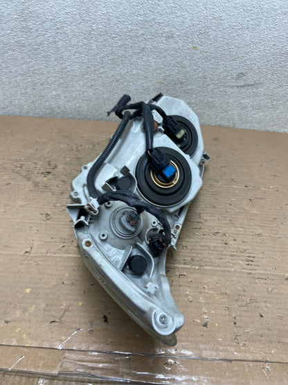 2010 - 2011 Toyota Camry Right Passenger RH Halogen Headlight Oem AA9698 DW5