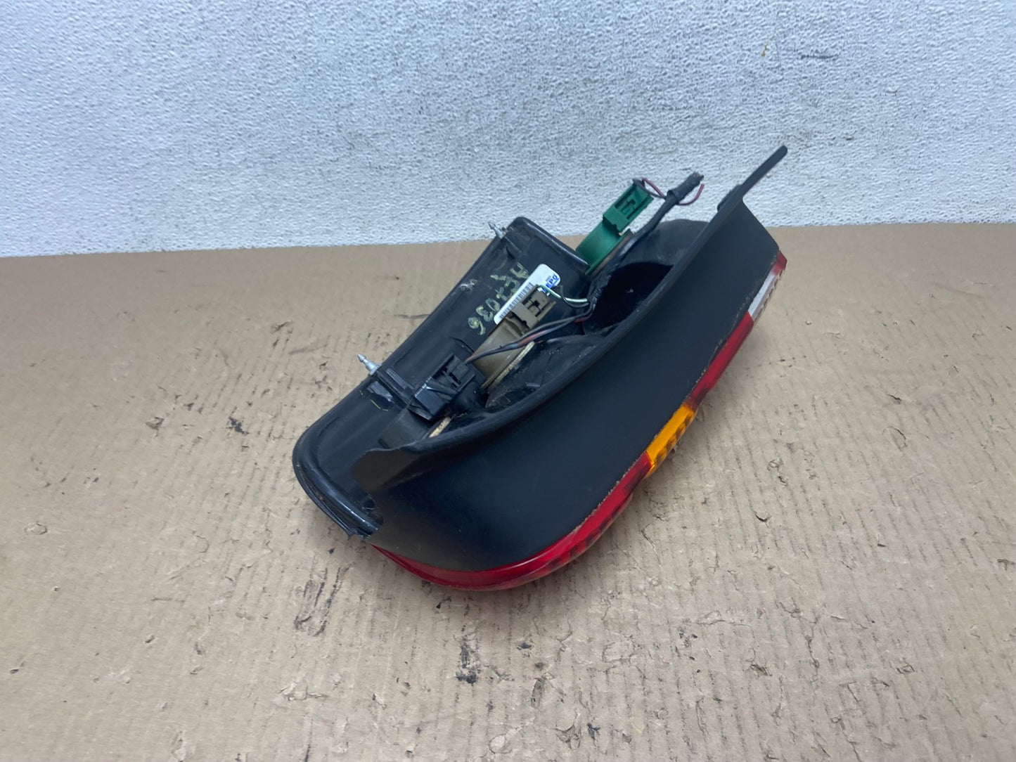 2001 to 2007 Ford Escape Left Driver Lh Side Tail Light AFTERMARKET AF7036 LK5