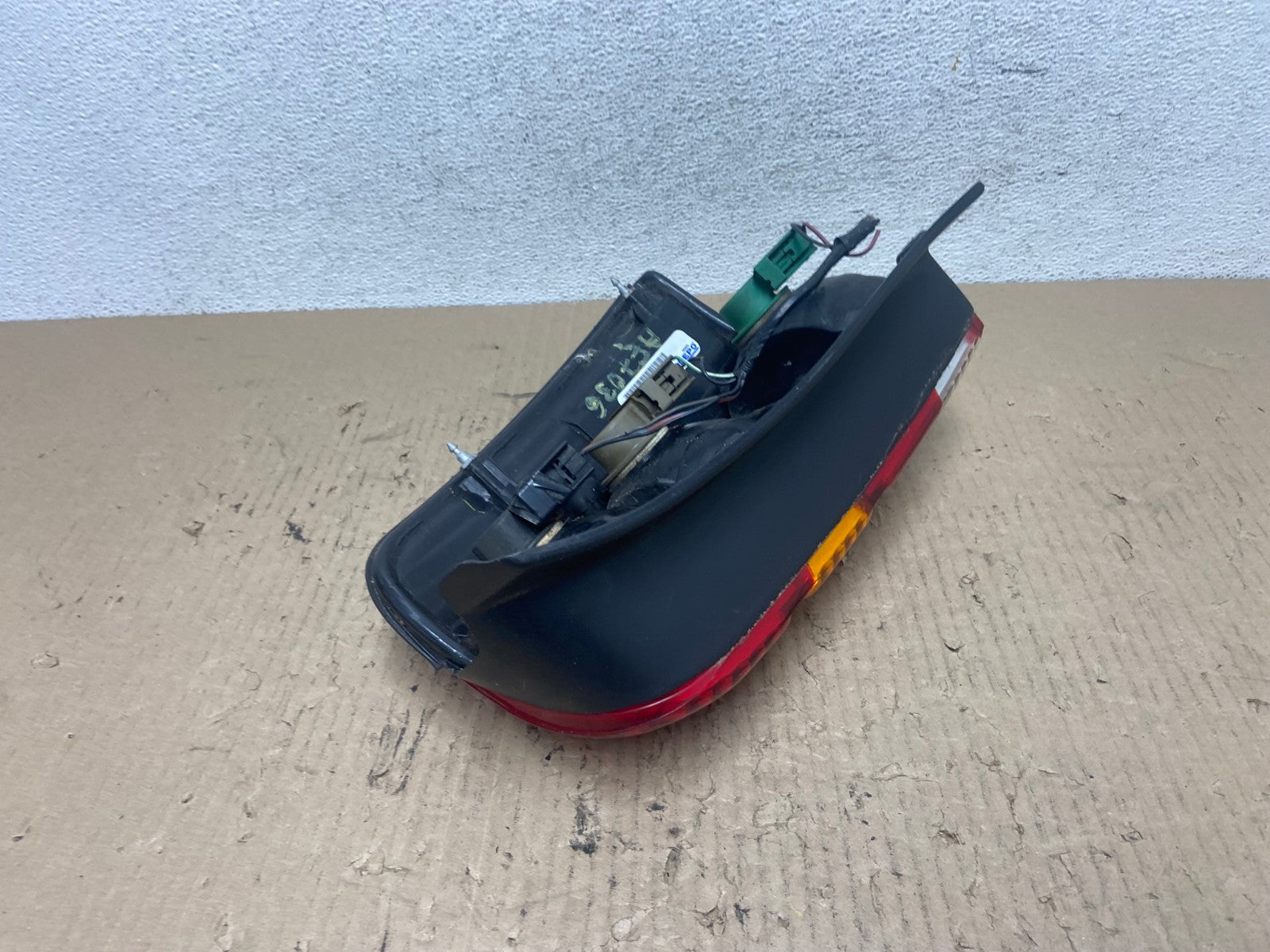 2001 to 2007 Ford Escape Left Driver Lh Side Tail Light AFTERMARKET AF7036 LK5