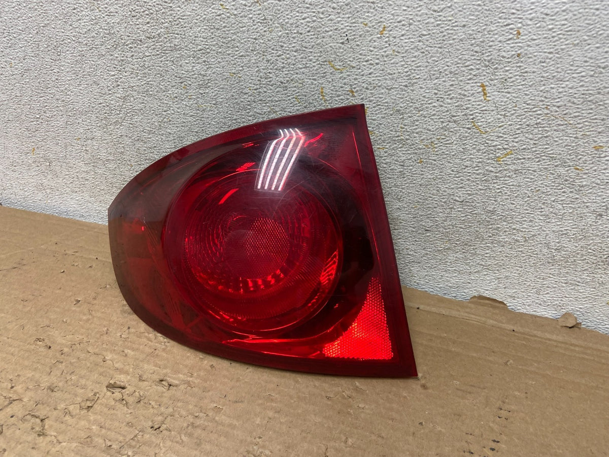 2007 to 2010 Pontiac G5 Left Driver Side Tail Light AH9187 PS2