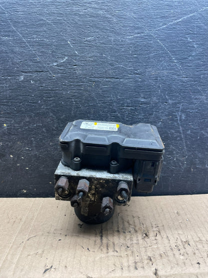 2009 2010 Ford E250 E350 Econoline Anti-Lock ABS Antilock Brake Pump R9390 DG3
