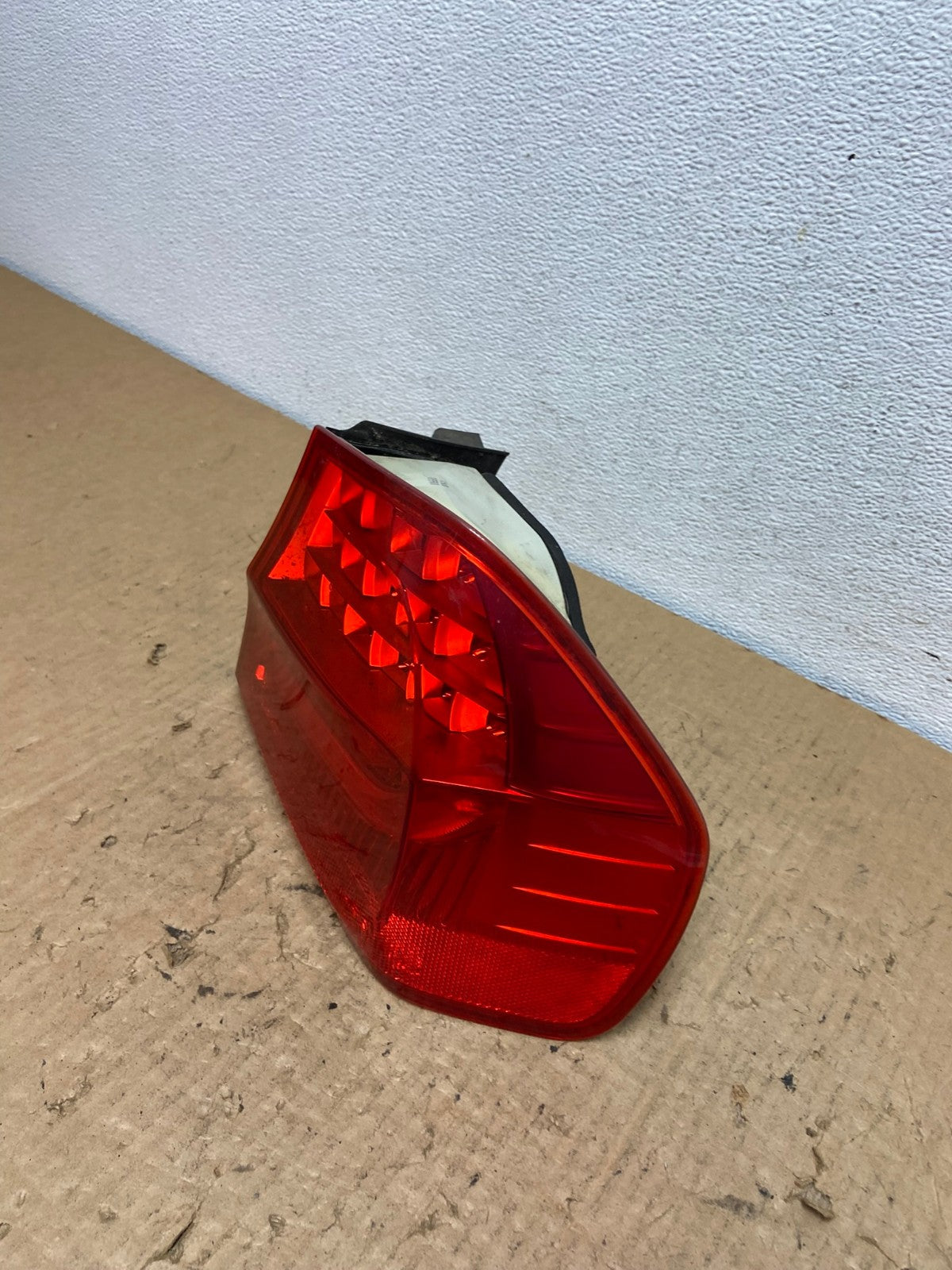 2009 2010 BMW 328i 3 Series Right Passenger RH Side Tail Light AC8284 LK1