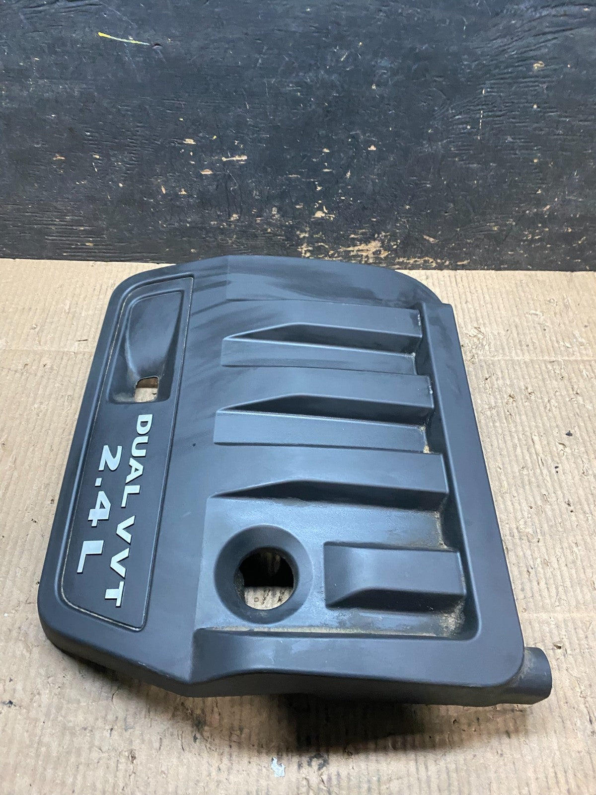 2012 to 2014 Chrysler 200 Engine Cover Top Lid Cover T9592 DG2