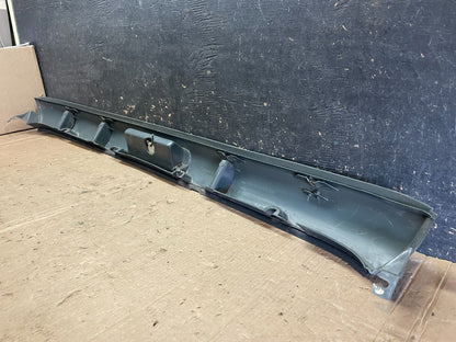 1996 to 2002 Chevrolet Express 3rd Third Brake Light Trim Spoiler Z8174 DG7