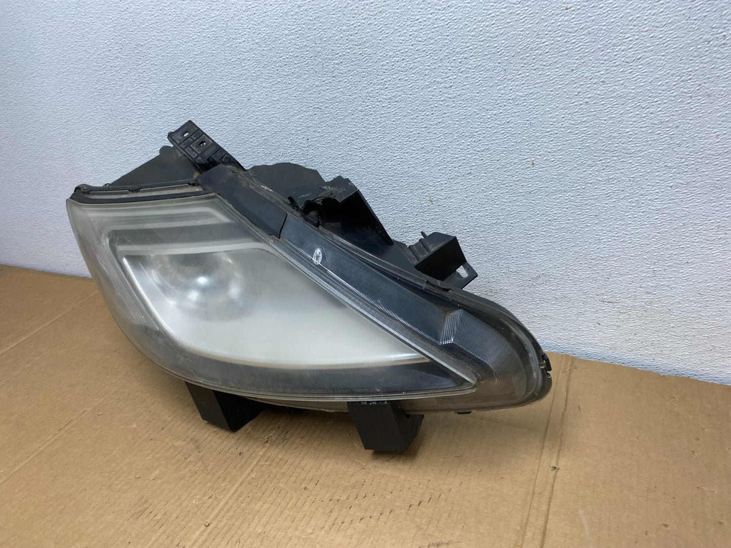 2007 - 2009 Mazda Cx9 Cx-9 Right Passenger RH Headlight Halogen AD0802 DW1