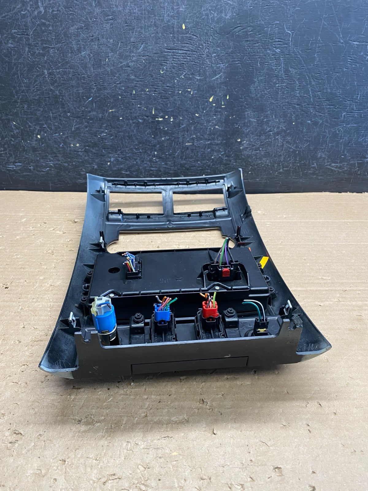 2005-2009 Dodge Durango Heat AC Climate Temp Control Radio Bezel AG8472 DG5
