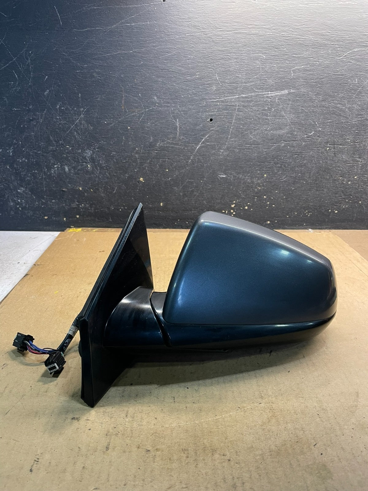 2010 to 2015 Cadillac SRX Left Driver Lh Side View Door Mirror Oem Z2324 MS0