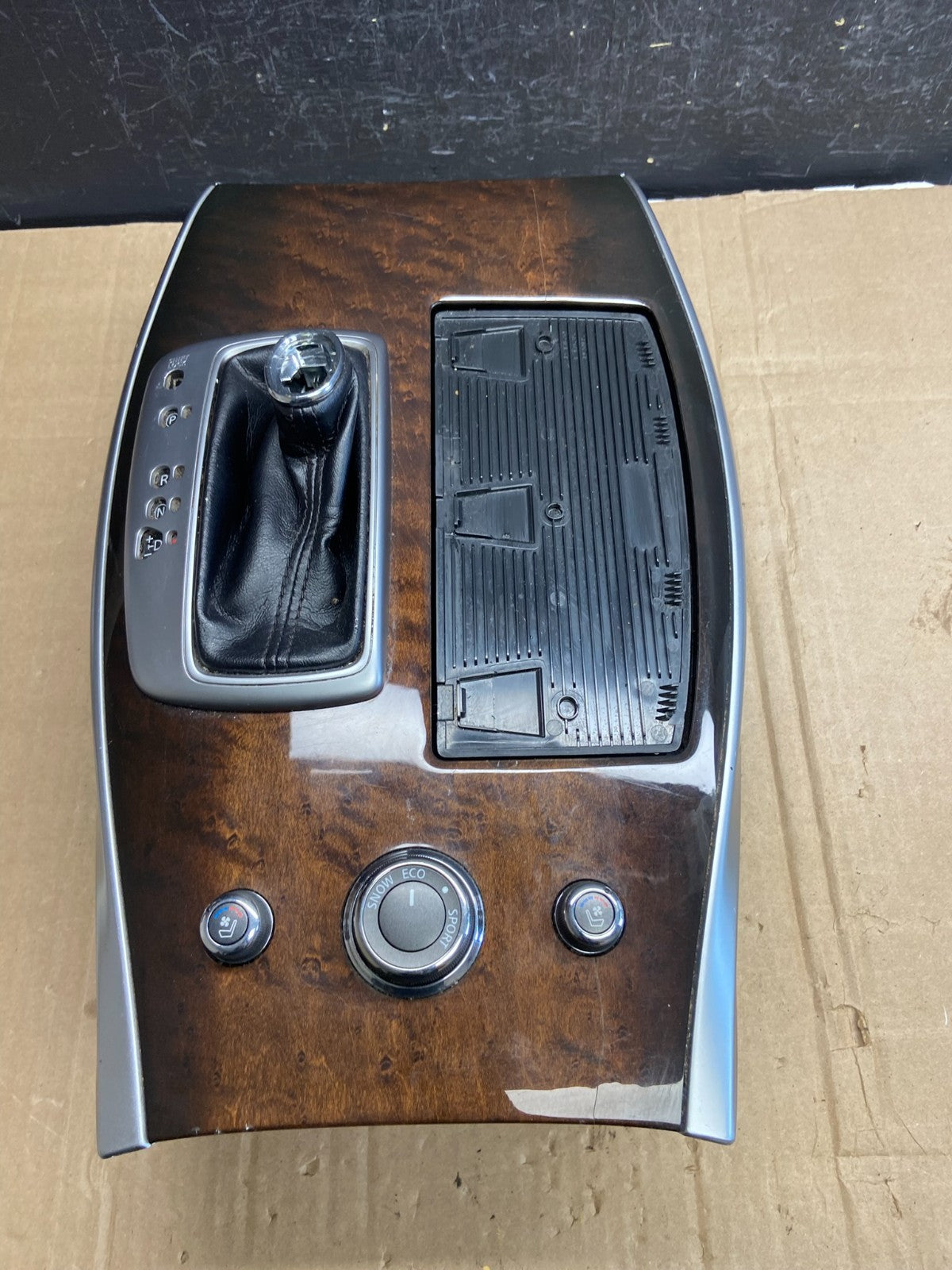 2013 - 2016 Infiniti QX60 JX35 Center Console Shifter Gear Trim Panel AD7224 DG0