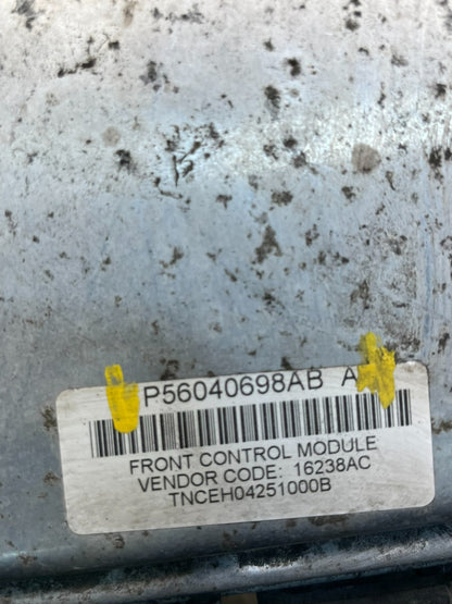 2005 Dodge Charger  Fuse Box Body Control Module BCM t2886 DG7