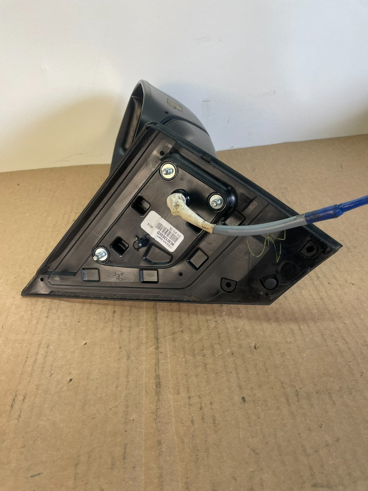 2013 to 2019 Nissan Sentra Right Passenger Side Door Mirror AF5514 DW4