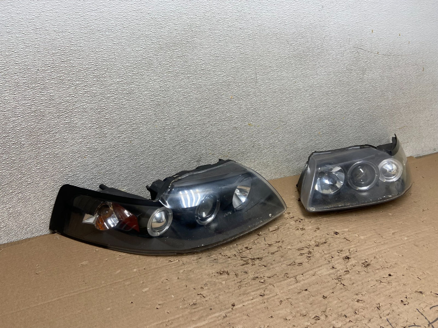 1999 to 2004 Ford Mustang Left+Right Set Side Black LED Headlights AB1719 DW2