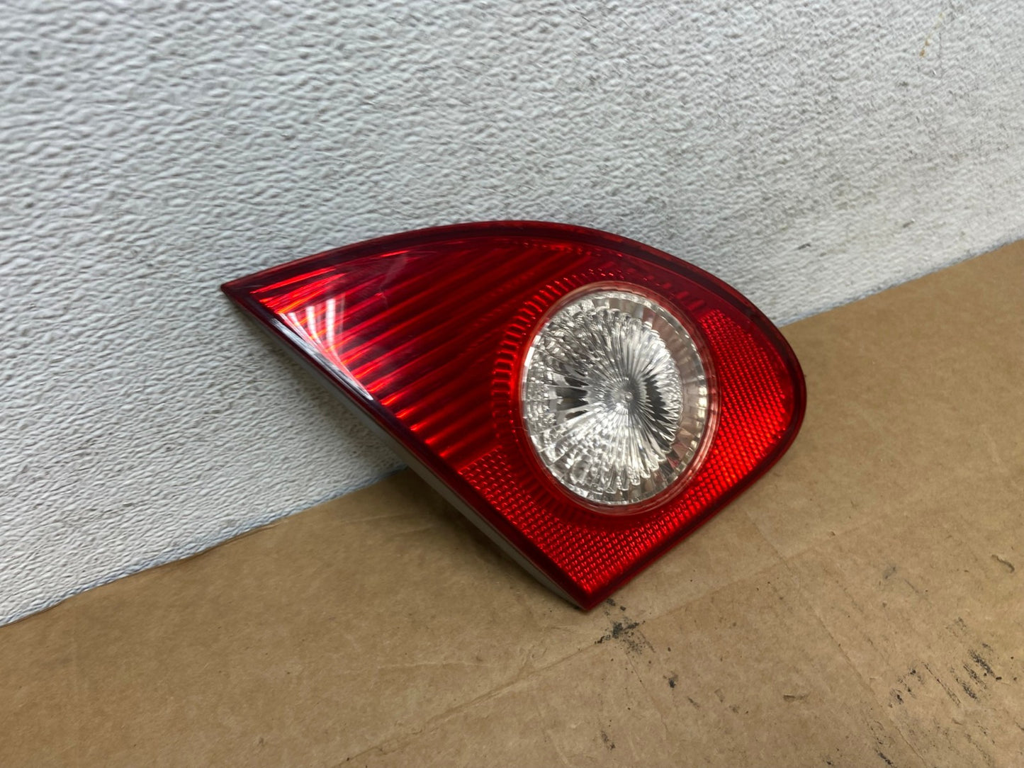 2003 - 2008 Toyota Corolla Inner Left Driver Lh Side Tail Light AD4615 LK2