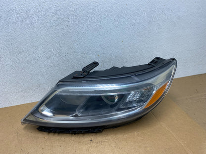 2014 to 2015 Kia Sorento Left Driver LH Side Headlight Halogen AE3283 DW0