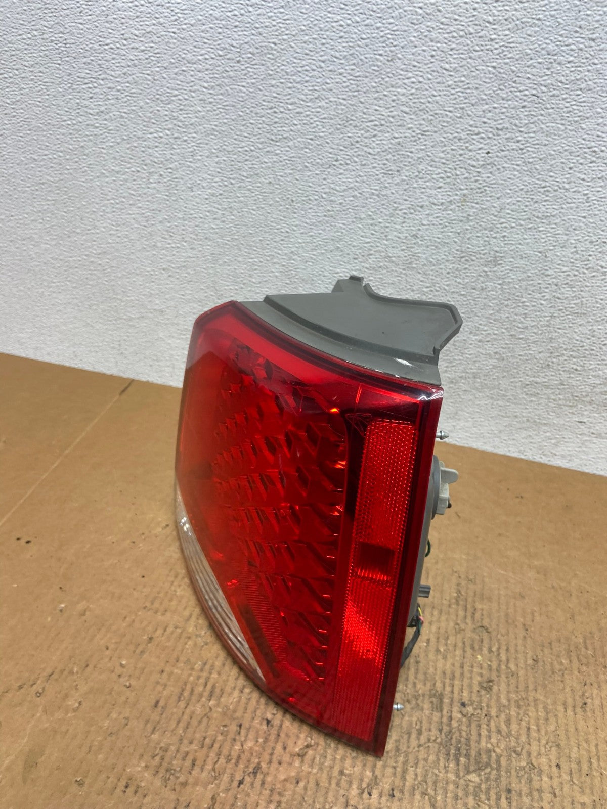 2011 to 2013 Kia Sorento Right Passenger RH Side Tail Light AE1515 LK1