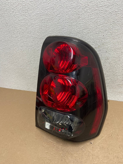 2002 to 2009 Chevrolet Trailblazer Right Passenger Rh Side Tail Light AF4704 LK0