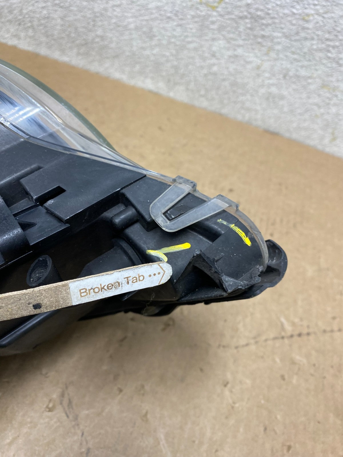 Xenon 2000 - 2003 Bmw X5 E53 Headlight Right Passenger RH Side OEM W8726 DW9